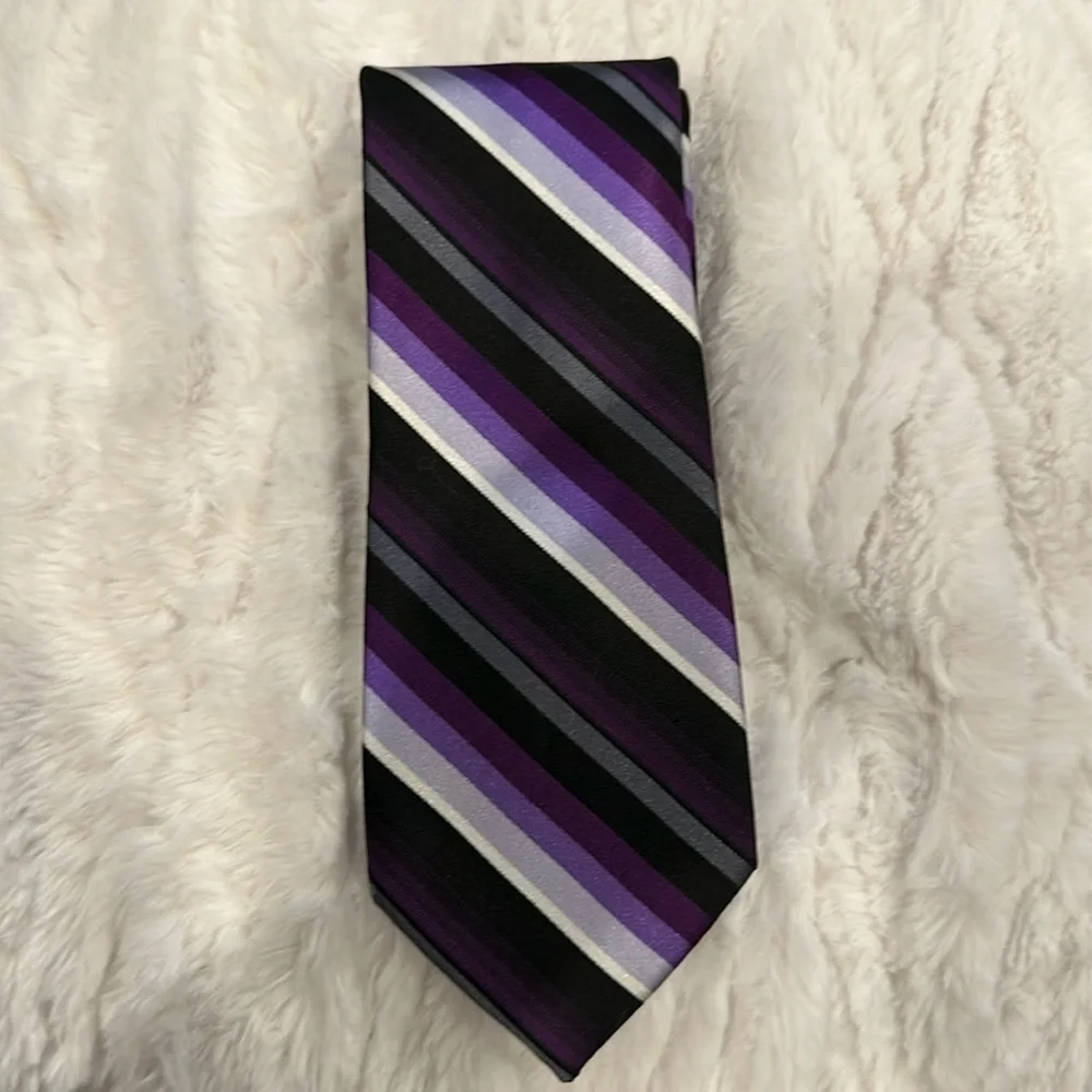 $3.00 - 15 TIES Stafford , Croft & Barrow ,apt9 , J,Ferrar ,Jones NY ect.